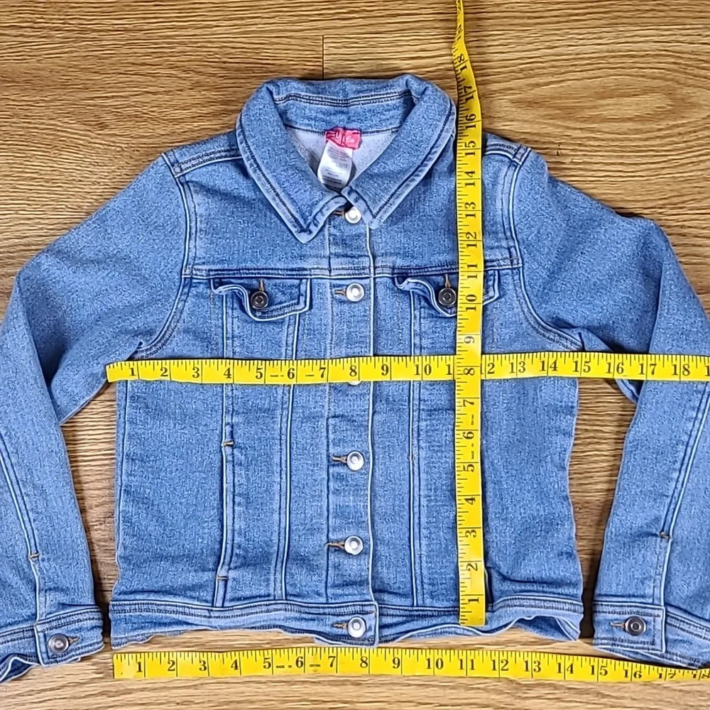 ZUNIE, L, 10/12, GIRLS 2022 BUTTON STRECH DENIM JEAN PRE-OWNED TRUCKER JACKET